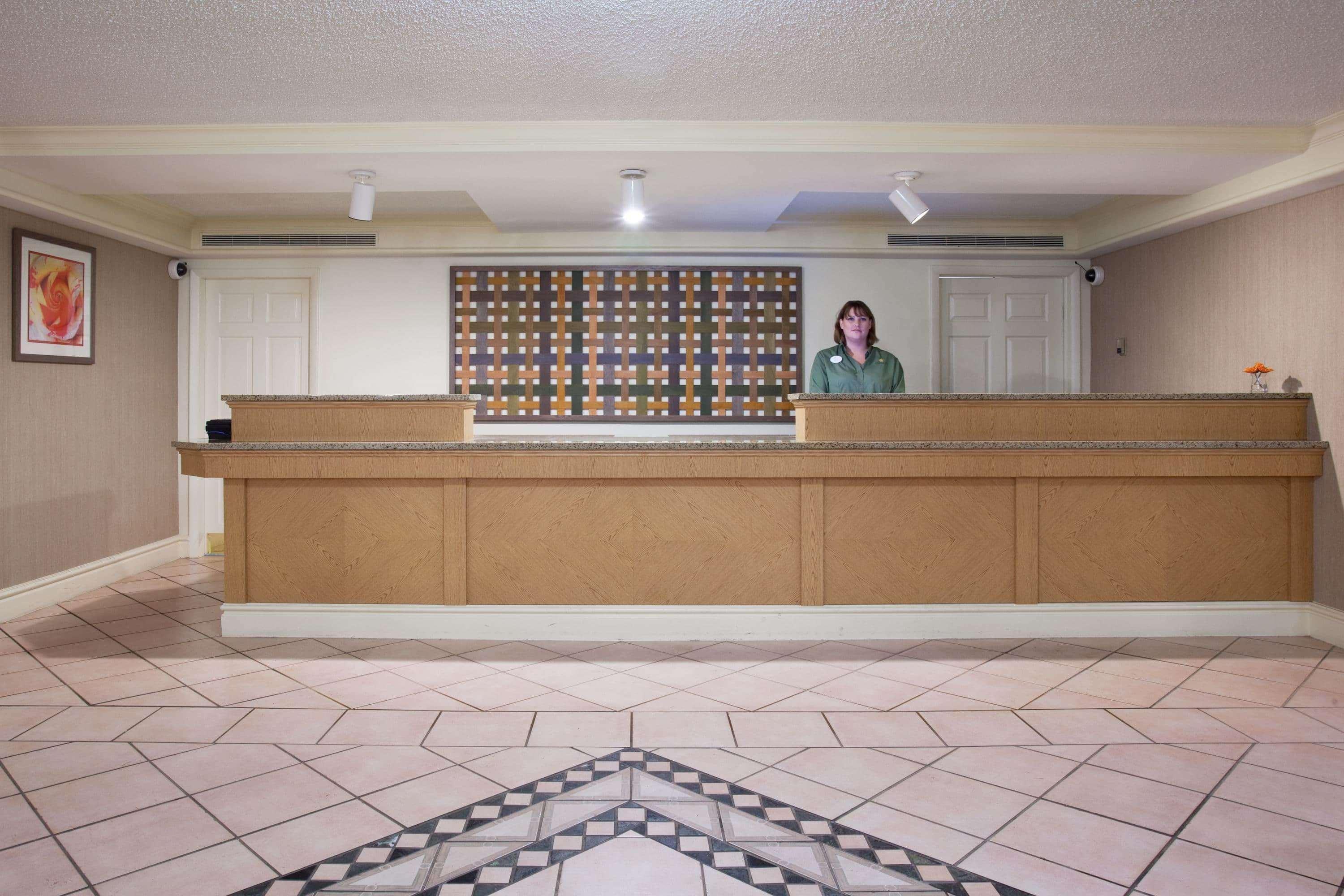 La Quinta Inn By Wyndham Denver Central Exterior photo